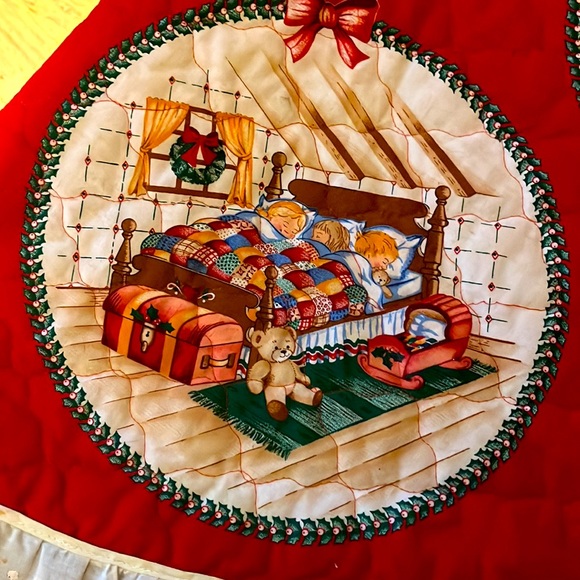 Christmas Tree Skirt illustrating “The Night Before Christmas “ - Picture 5 of 8